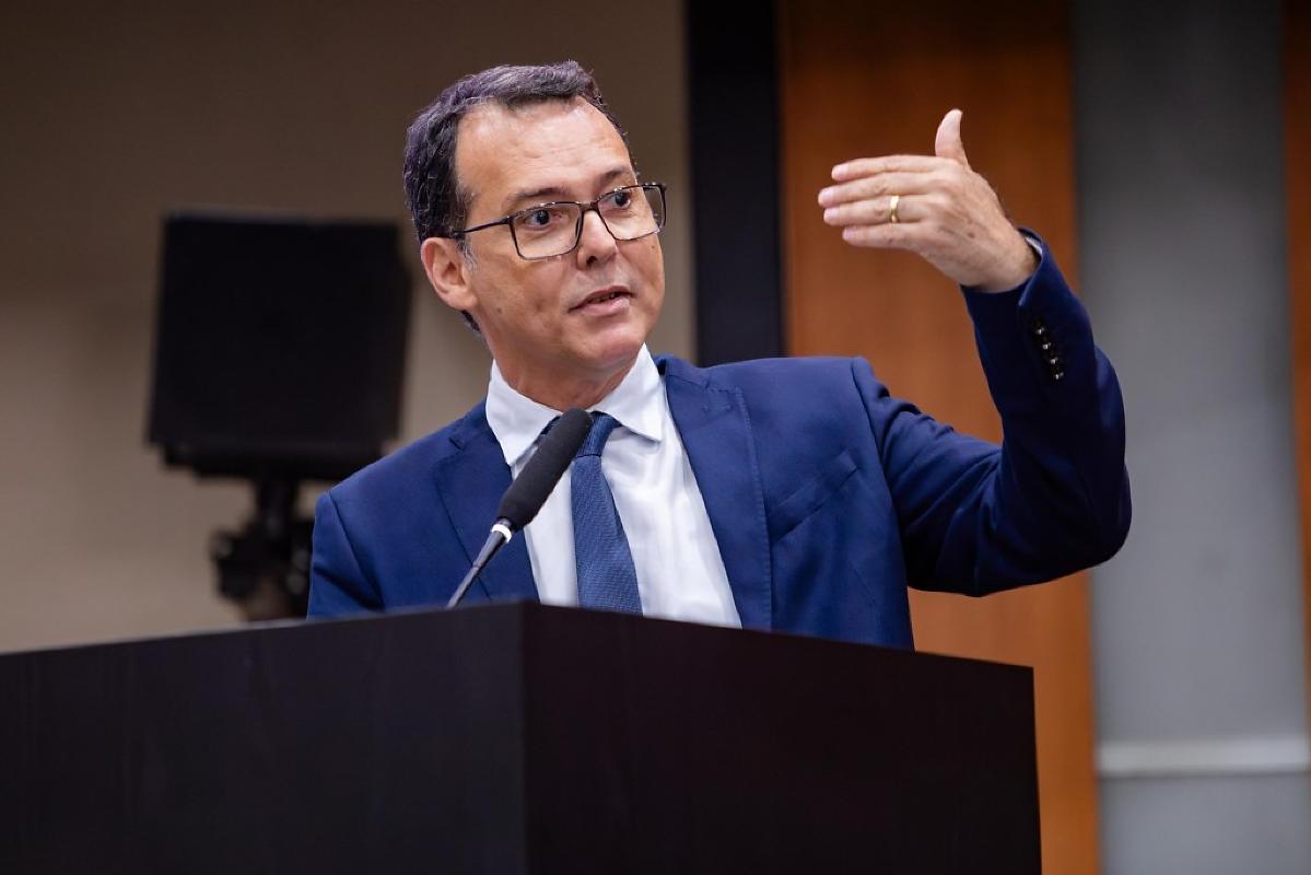 Lúdio quer R$ 1,2 bilhão no orçamento de MT para pagar RGA atrasada dos servidores de MT