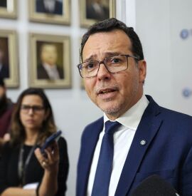 Lúdio aponta R$ 13 bilhões fora do orçamento de MT e cobra R$ 1,8 bilhão para RGA