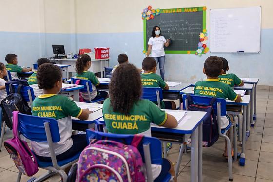 Prazo para pré-matrícula de novos alunos da rede municipal termina hoje em Cuiabá