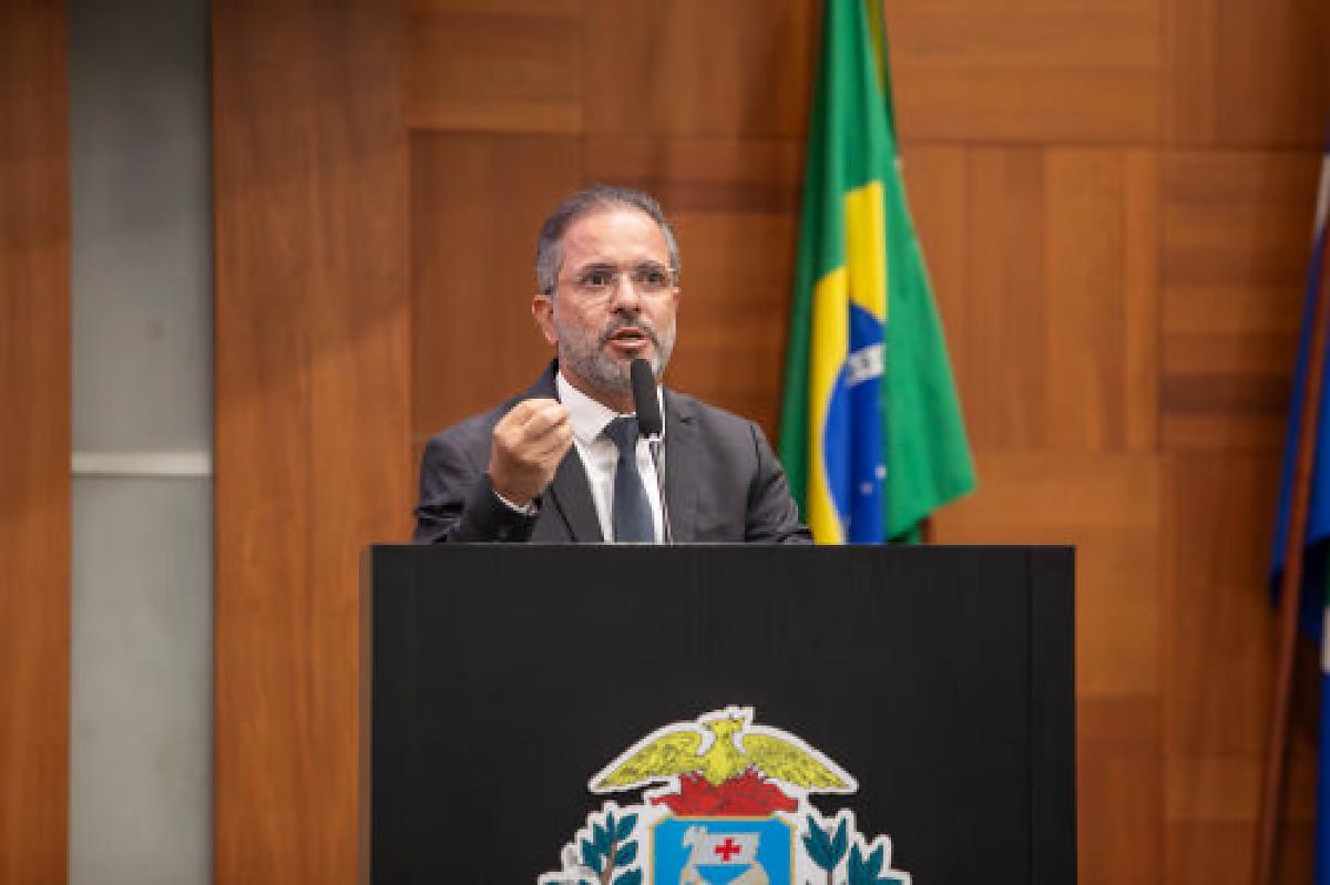 MP acusa deputado de fazer campanha em grupo da ALMT em Cuiabá