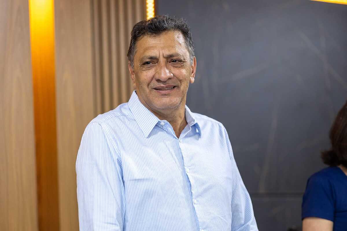 Prefeito de Diamantino manda revisar licitação de merenda escolar em MT