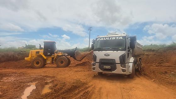 Extração ilegal de cascalho leva homem à prisão e apreensão de máquinas em Campo Verde