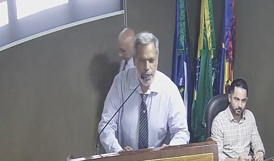 Clima "explode" na Câmara de Poxoréu após fala de vereador