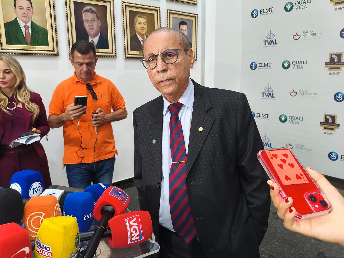Projeto de lei quer restringir uso de IA e dados sigilosos no governo de MT