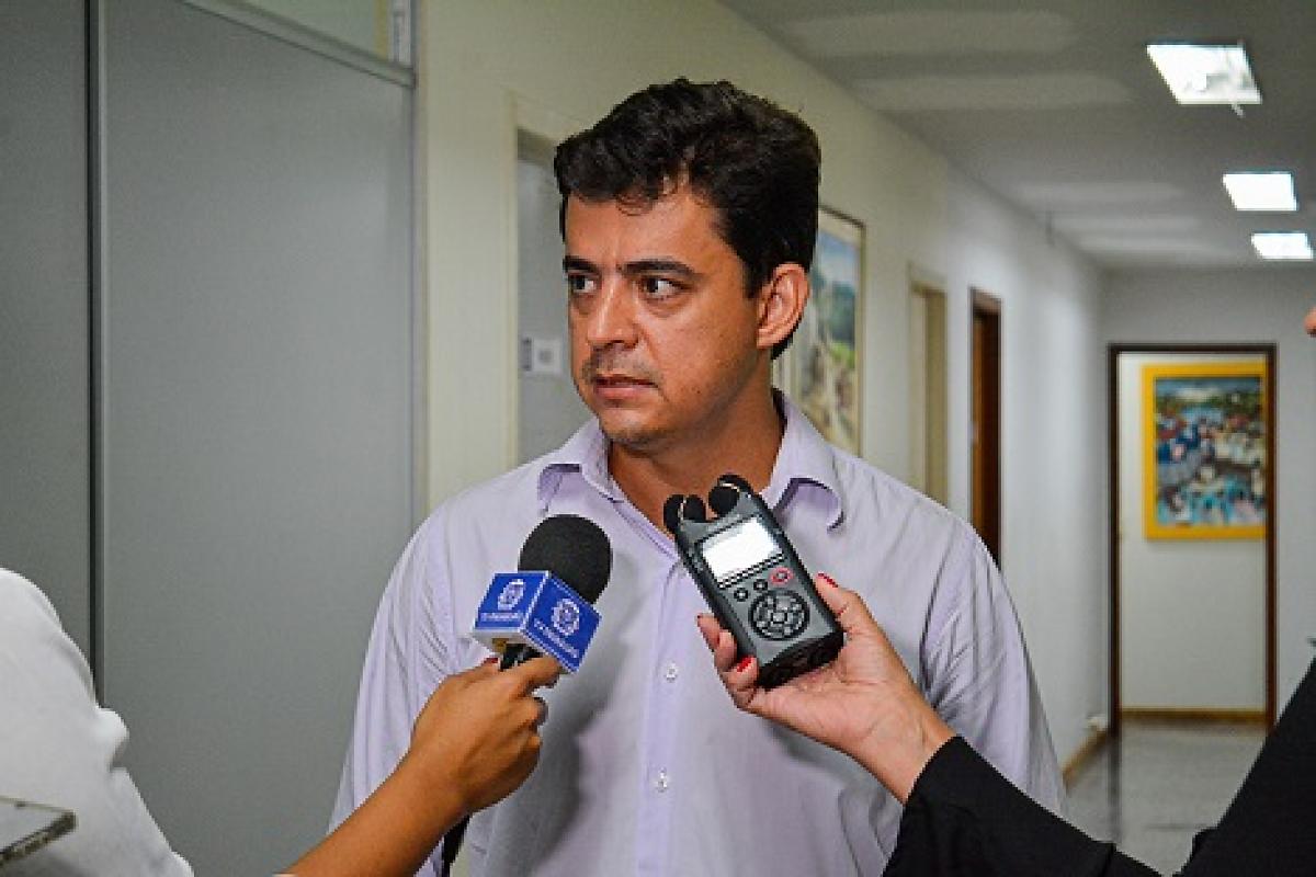 Secretário de Saúde pode deixar presidência de conselho em Cuiabá, MT