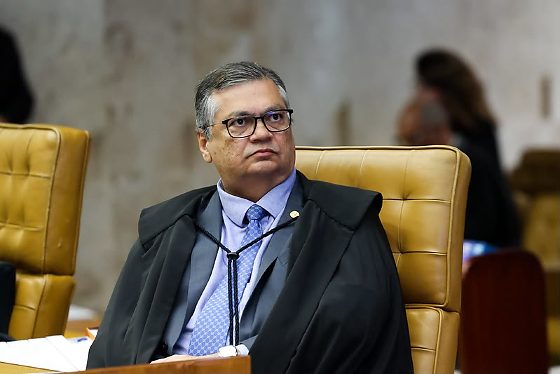 Dino manda revisar regras de fundos após apontar falhas que dificultam rastrear dinheiro