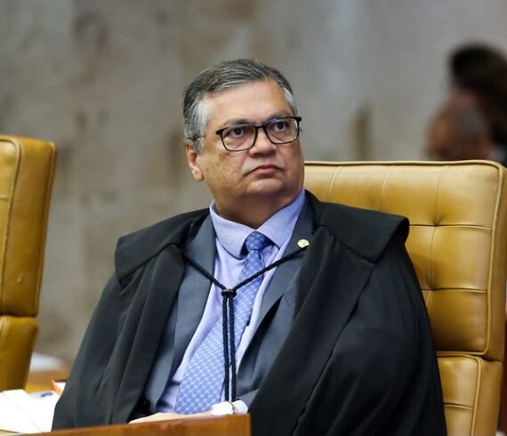 Dino liga brechas em fundos a tráfico, corrupção e venda de decisões e manda rever regras