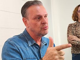 TRE manda Fávaro e aliado parar de impulsionar vídeo contra Janaína Riva