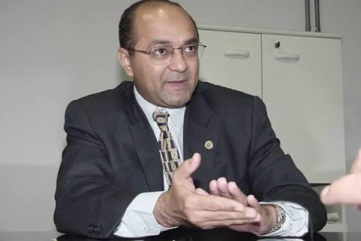 Justiça mantém procurador de MT e ex-mulher como réus por lavagem de dinheiro em compra de apartamento