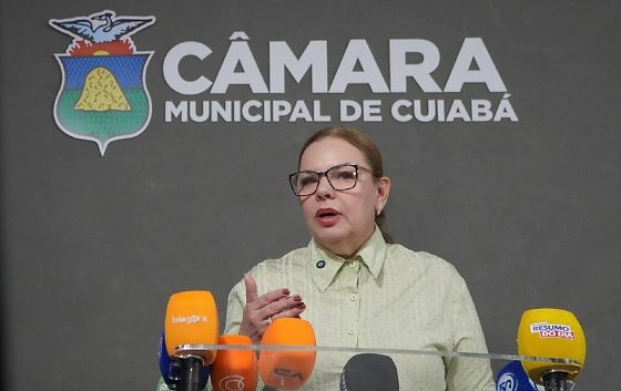 Paula Calil