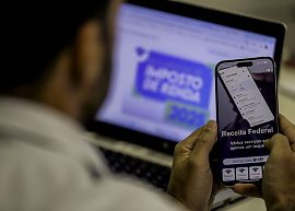 Receita libera lote de restituição para mais de 412 mil; veja como consultar