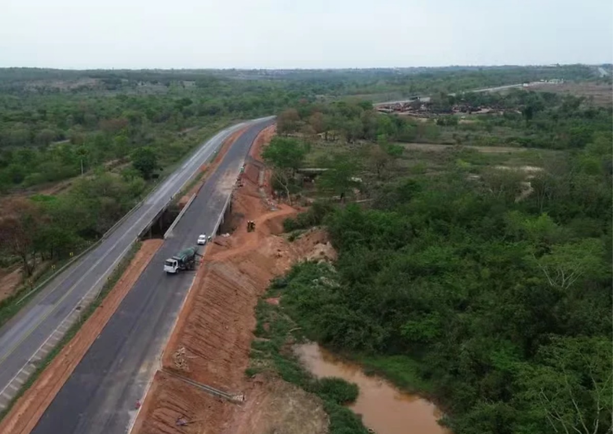 BR-364 tem bloqueio total entre Várzea Grande e Acorizal em MT
