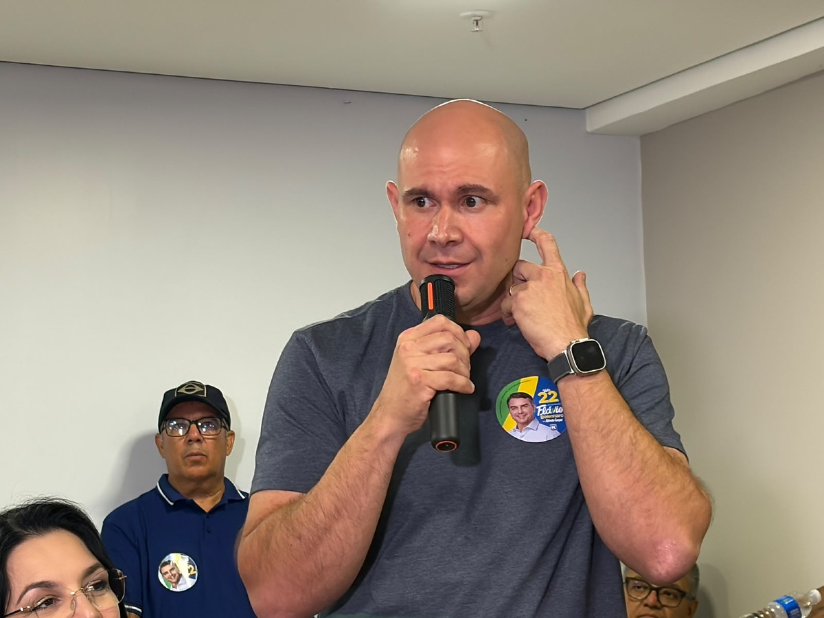 Prefeito de Cuiabá foca em eleição presidencial e evita falar de 2028