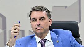 Kassio manda tirar do ar propaganda do PT contra Flávio Bolsonaro