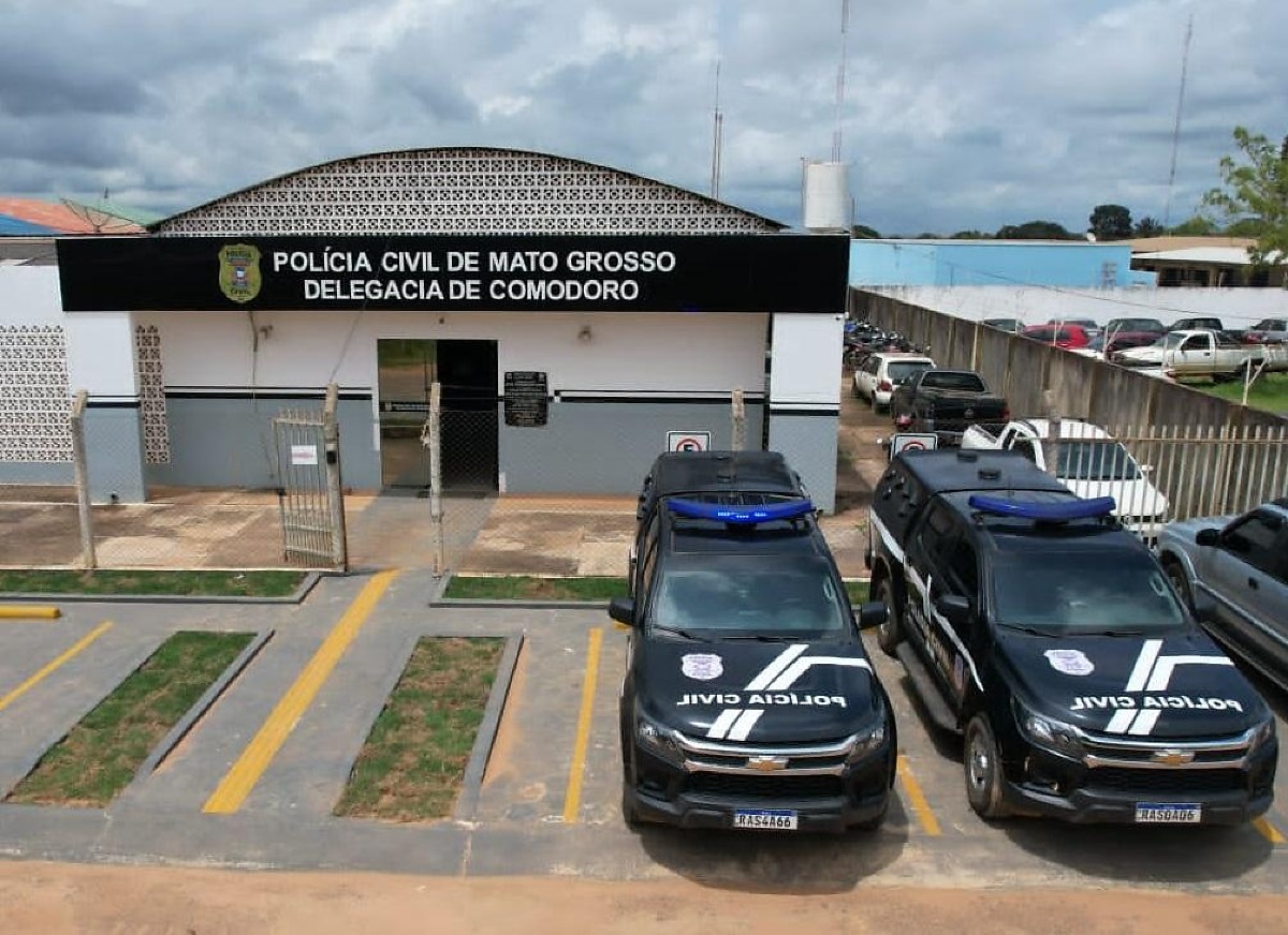 Polícia Civil prende foragido por exploração sexual de adolescente em Comodoro, MT