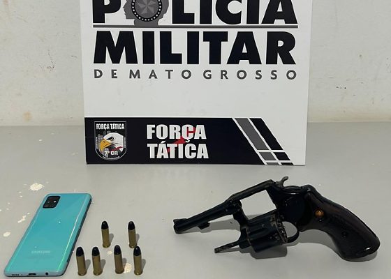 Três jovens são presos com revólver após denúncia de ataques entre facções em MT